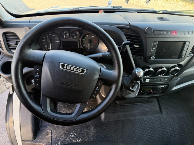 Iveco Daily 72-170 Хладилен+ ток Клима 5.40м. - автомобили, коли, обяви за нови и употребявани 14