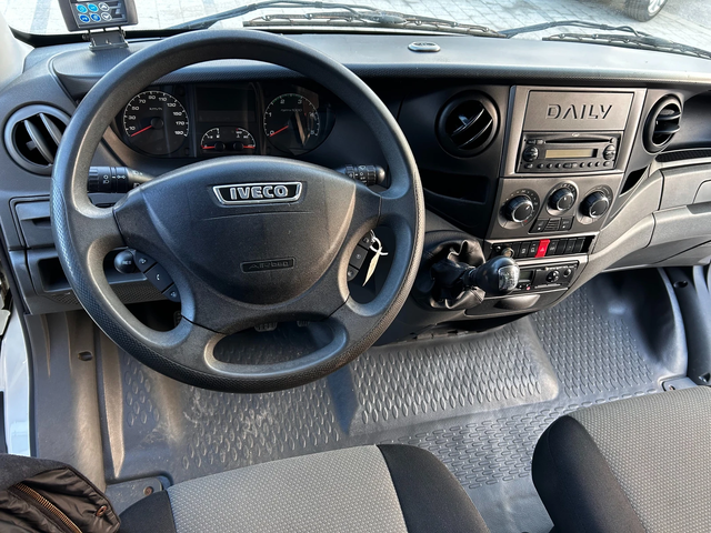 Iveco Daily 40C15 Хладилен 5.23м. Б+ Е категория - автомобили, коли, обяви за нови и употребявани 12