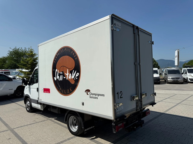 Iveco Daily 35C17 3.0HPI до 3.5т. 3.55м. Хладилен + Клима - автомобили, коли, обяви за нови и употребявани 6