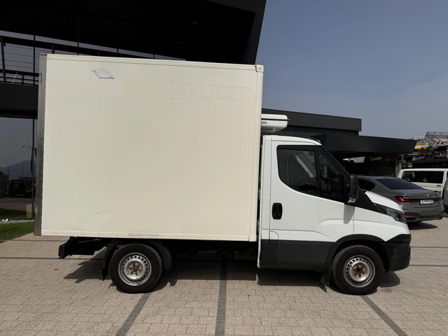 Iveco Daily 35-160 Хладилен + Клима / Тръбен път - автомобили, коли, обяви за нови и употребявани 7
