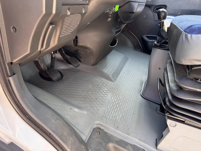 Iveco Daily 40C17 до 3.5т. 7.00м. Клима  - B+ E - автомобили, коли, обяви за нови и употребявани 14