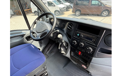 Iveco Daily 40C15 до 3.5т. 3.50м. Клима 7-местен - 2 броя - автомобили, коли, обяви за нови и употребявани 11