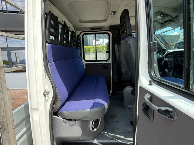 Iveco Daily 40C15 до 3.5т. 3.50м. Клима 7-местен - 2 броя - автомобили, коли, обяви за нови и употребявани 12