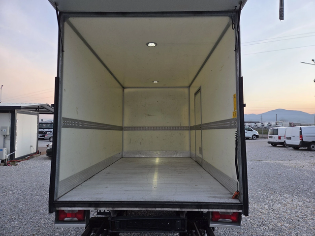 Iveco Daily 35c17, Климатик, П.борд, До 3.5 тона - автомобили, коли, обяви за нови и употребявани 13