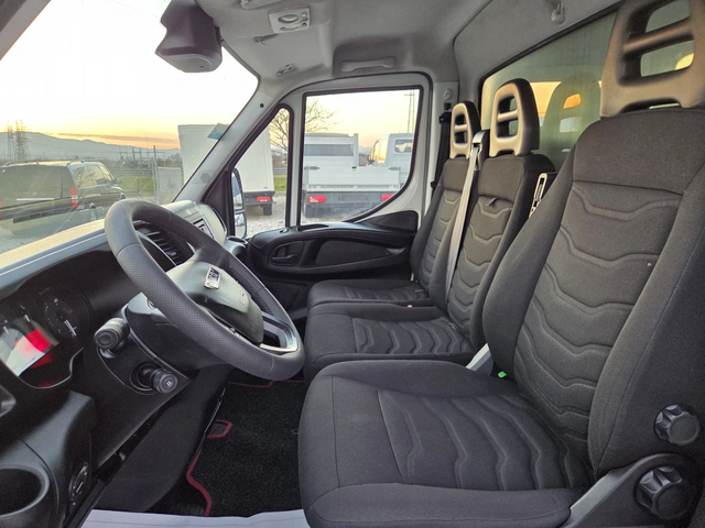 Iveco Daily 35c17, Климатик, П.борд, До 3.5 тона - автомобили, коли, обяви за нови и употребявани 8