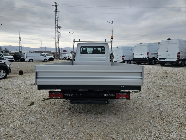 Iveco Daily 35s13 - автомобили, коли, обяви за нови и употребявани 3