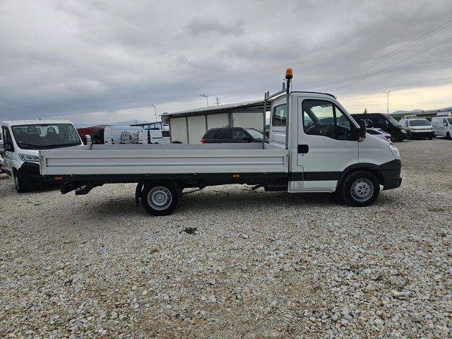 Iveco Daily 35s13 - автомобили, коли, обяви за нови и употребявани 5