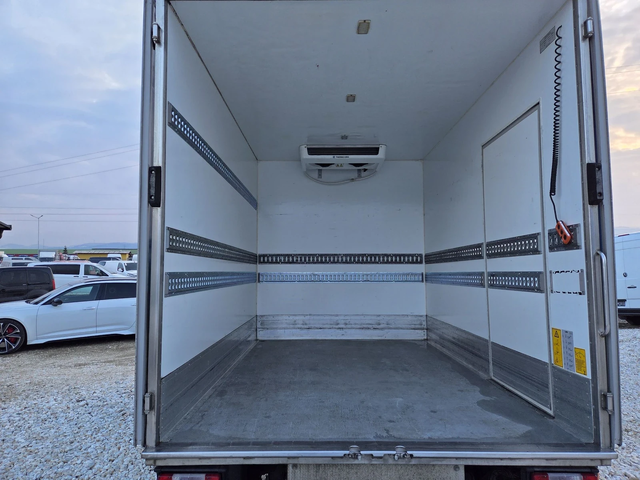 Iveco Daily 35-180, 3.0HPI, ХЛАДИЛЕН, Падащ Борд, Нави - автомобили, коли, обяви за нови и употребявани 14