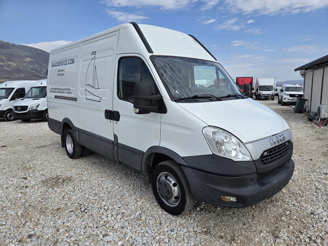 Iveco Daily 35c15, Клима, До 3.5 тона - автомобили, коли, обяви за нови и употребявани 6