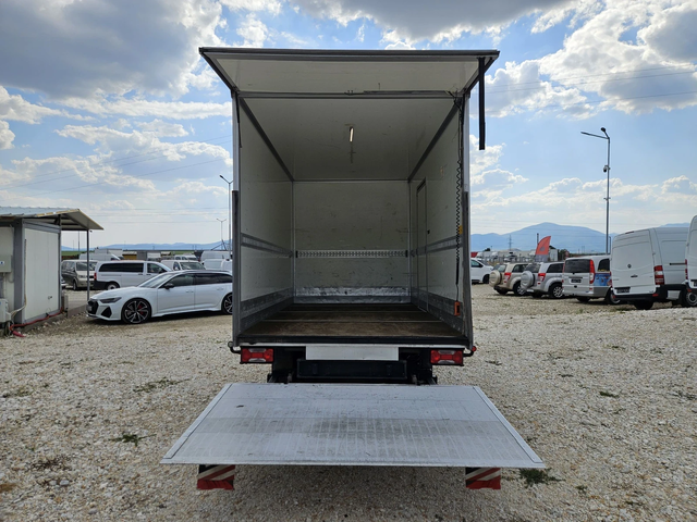 Iveco Daily 35 -150, Клима, Падащ борд - автомобили, коли, обяви за нови и употребявани 11