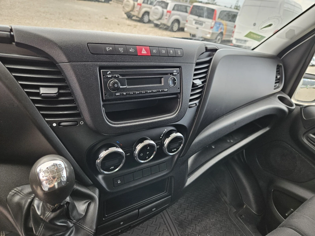 Iveco Daily 35 -150, Клима, Падащ борд - автомобили, коли, обяви за нови и употребявани 9
