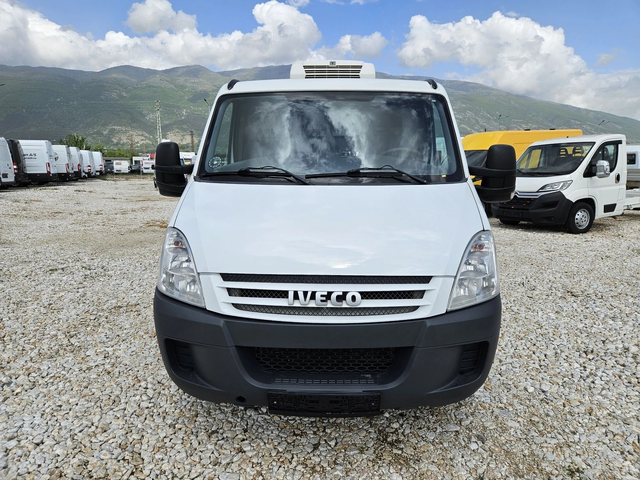 Iveco Daily ХЛАДИЛЕН - автомобили, коли, обяви за нови и употребявани 7