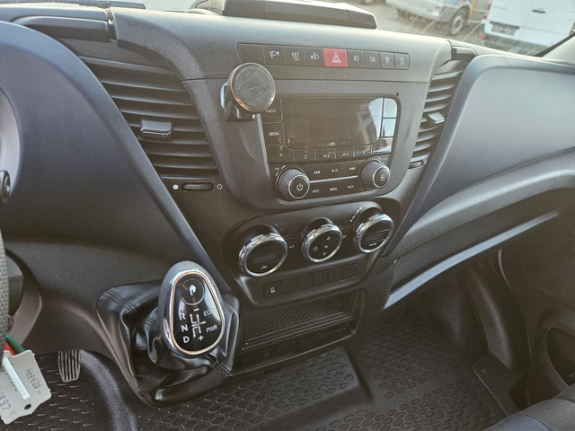 Iveco Daily 35-160, До 3.5 т. КЛИМА - автомобили, коли, обяви за нови и употребявани 10