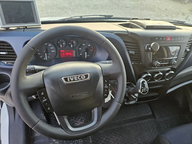 Iveco Daily 35-160, До 3.5 т. КЛИМА - автомобили, коли, обяви за нови и употребявани 9