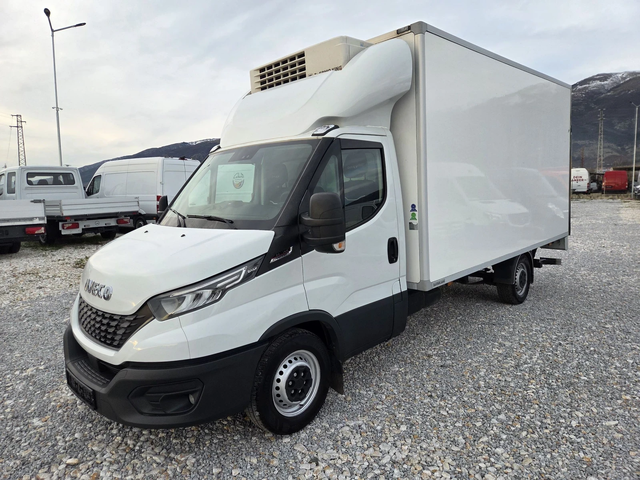 Iveco Daily 35s18, Хладилен, 4.20 метра, Автоматик, Климатик, - автомобили, коли, обяви за нови и употребявани 0