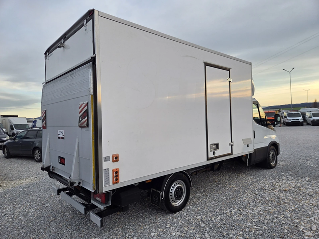 Iveco Daily 35s18, Хладилен, 4.20 метра, Автоматик, Климатик, - автомобили, коли, обяви за нови и употребявани 4