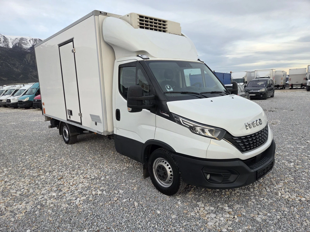 Iveco Daily 35s18, Хладилен, 4.20 метра, Автоматик, Климатик, - автомобили, коли, обяви за нови и употребявани 6
