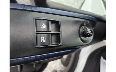 Iveco Daily 35s16, Автоматик, Климатик - автомобили, коли, обяви за нови и употребявани 10