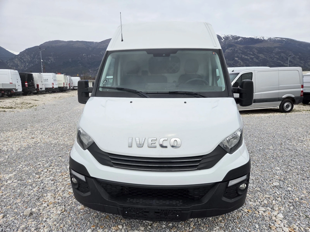 Iveco Daily 35s16, Автоматик, Климатик - автомобили, коли, обяви за нови и употребявани 6