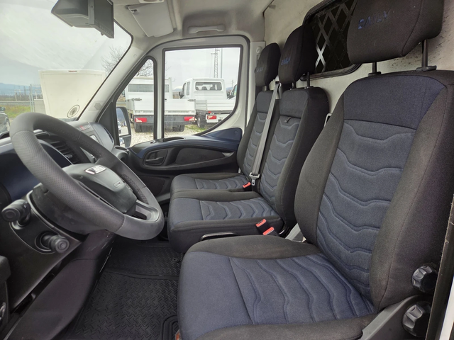 Iveco Daily 35s16, Автоматик, Климатик - автомобили, коли, обяви за нови и употребявани 7