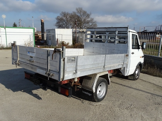 Iveco Daily 35c10 - автомобили, коли, обяви за нови и употребявани 11