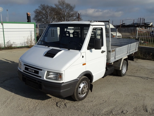Iveco Daily 35c10 - автомобили, коли, обяви за нови и употребявани 8