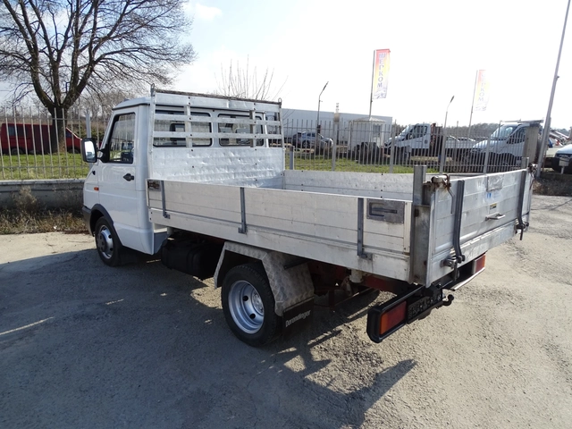 Iveco Daily 35c10 - автомобили, коли, обяви за нови и употребявани 9