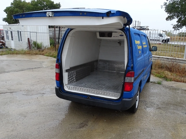 Iveco Daily TOYOTA HIACE  * * * ХЛАДИЛЕН* * * 4х4 - автомобили, коли, обяви за нови и употребявани 5