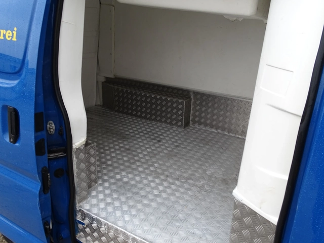 Iveco Daily TOYOTA HIACE  * * * ХЛАДИЛЕН* * * 4х4 - автомобили, коли, обяви за нови и употребявани 7