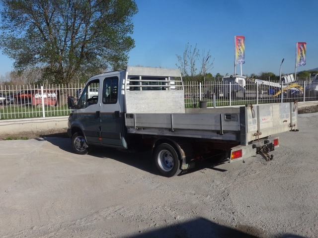 Iveco Daily 35C14 3.0HPI  КАТ. * Б* 7-места - автомобили, коли, обяви за нови и употребявани 3