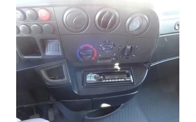 Iveco Daily 35C14 3.0HPI  КАТ. * Б* 7-места - автомобили, коли, обяви за нови и употребявани 9
