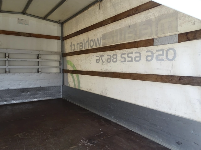 Iveco Daily 35S17 3.0HPI  КАТ. * Б* 3, 5т. - автомобили, коли, обяви за нови и употребявани 9