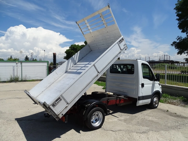 Iveco Daily 35C14 3.0HPI  КАТ. * Б* - автомобили, коли, обяви за нови и употребявани 5