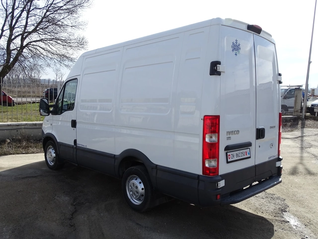 Iveco Daily 35S17 3.0HPI  ХЛАДИЛЕН* КЛИМАТИК - автомобили, коли, обяви за нови и употребявани 3