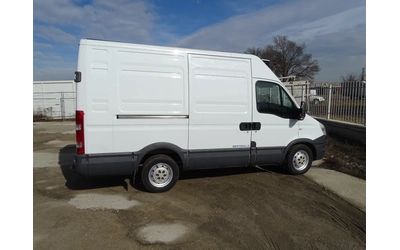 Iveco Daily 35S17 3.0HPI  ХЛАДИЛЕН* КЛИМАТИК - автомобили, коли, обяви за нови и употребявани 6