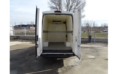 Iveco Daily 35S17 3.0HPI  ХЛАДИЛЕН* КЛИМАТИК - автомобили, коли, обяви за нови и употребявани 8