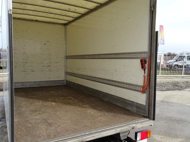 Iveco Daily 35C14 3.0HPI  КАТ. * Б*  * * * КЛИМАТИК * * ШЕРКОМ - автомобили, коли, обяви за нови и употребявани 11