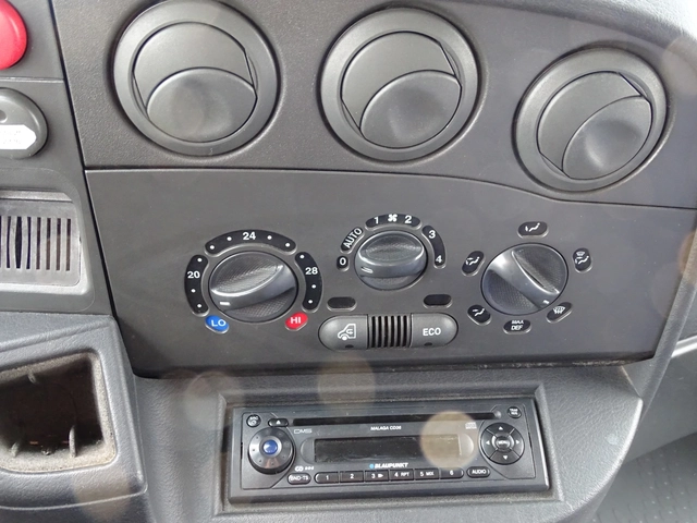 Iveco Daily 35C14 3.0HPI  КАТ. * Б*  * * * КЛИМАТИК * * ШЕРКОМ - автомобили, коли, обяви за нови и употребявани 12