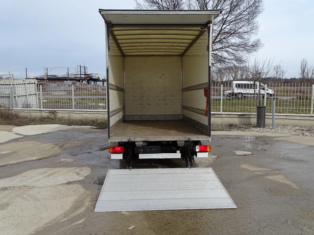 Iveco Daily 35C14 3.0HPI  КАТ. * Б*  * * * КЛИМАТИК * * ШЕРКОМ - автомобили, коли, обяви за нови и употребявани 8