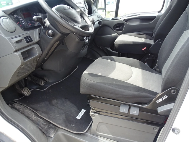 Iveco Daily 35S17 3.0HPI* * * Климатроник* * *  КАТ. * Б* 3, 5 - автомобили, коли, обяви за нови и употребявани 11