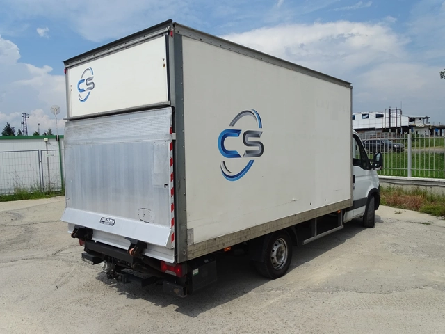 Iveco Daily 35S17 3.0HPI* * * Климатроник* * *  КАТ. * Б* 3, 5 - автомобили, коли, обяви за нови и употребявани 5