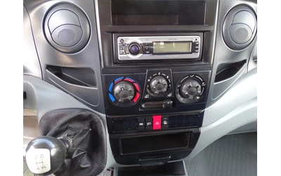 Iveco Daily 35C12   КАТ. * Б* 7-места - автомобили, коли, обяви за нови и употребявани 12