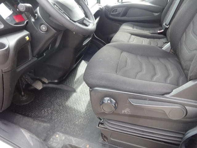 Iveco Daily 35S17 3.0HPI* КЛИМАТИК*  КАТ. * Б* 3, 5т. - автомобили, коли, обяви за нови и употребявани 13