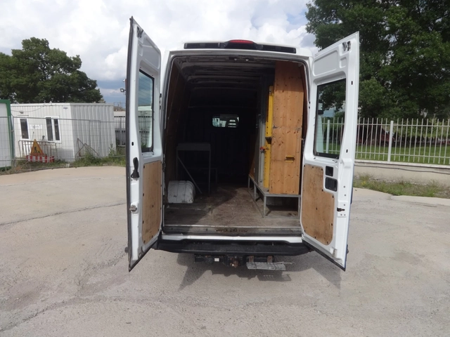 Iveco Daily * * * ШЕРКОМ * * *  ВНОС ОТ ШВЕЙЦАРИЯ * * * - автомобили, коли, обяви за нови и употребявани 8
