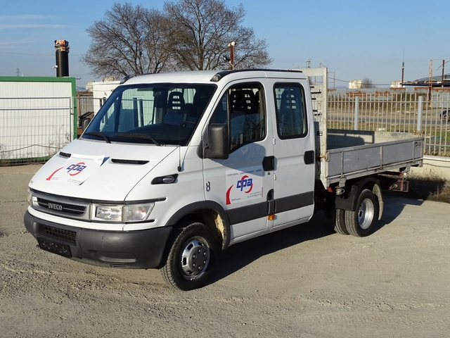 Iveco Daily 35C14 3.0HPI  КАТ. * Б* 7-места - автомобили, коли, обяви за нови и употребявани 5