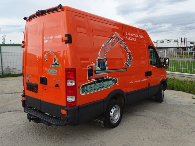 Iveco Daily 35S14 - автомобили, коли, обяви за нови и употребявани 5