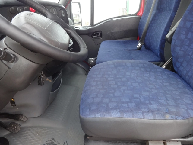 Iveco Daily 35C14 3.0HPI  КАТ. * Б* 7-места - автомобили, коли, обяви за нови и употребявани 10