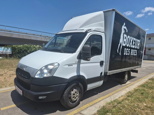 Iveco Daily 2.3D TOP TOP 35S15 - автомобили, коли, обяви за нови и употребявани 0