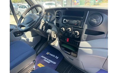 Iveco Daily 2.3 - автомобили, коли, обяви за нови и употребявани 9