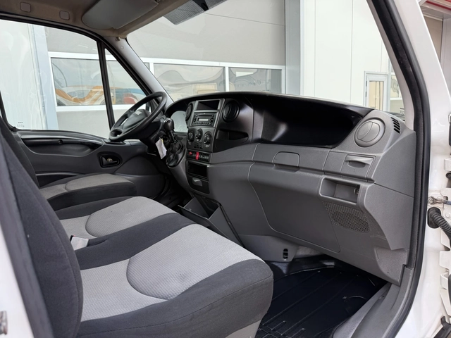 Iveco Daily 2.3 35S13-12 КУБ. - автомобили, коли, обяви за нови и употребявани 8